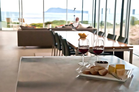 Cloudy Bay Beach House - Gold Coast 30