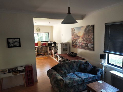 Wanderlust Cottage - Tourism Gold Coast 6