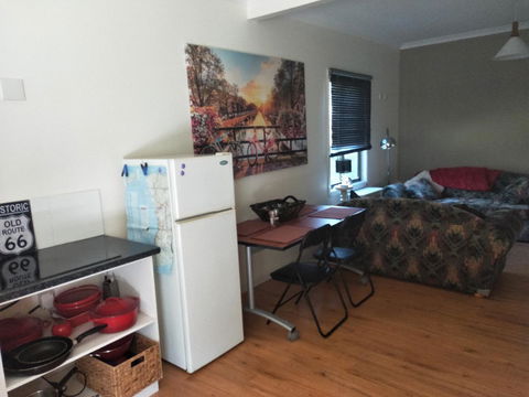 Wanderlust Cottage - Tourism Gold Coast 3