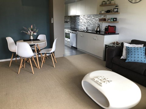 Hawley Beach Escape - Tourism Gold Coast 3