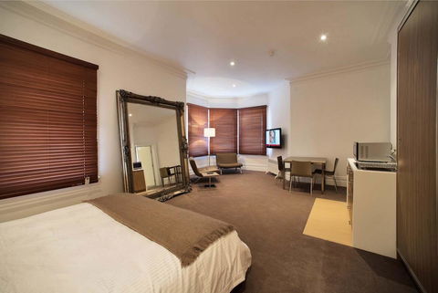 Ikon Hotel - Tourism Gold Coast 19