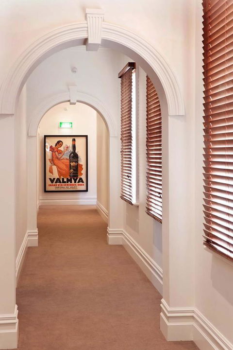 Ikon Hotel - Tourism Gold Coast 35