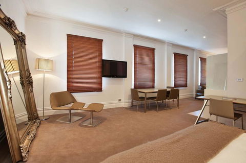 Ikon Hotel - Tourism Gold Coast 21