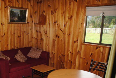 The Wombat Cottage - Tourism Gold Coast 6