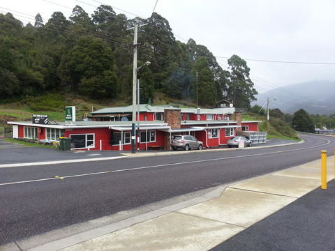 Tullah Tavern - Tourism Gold Coast 16
