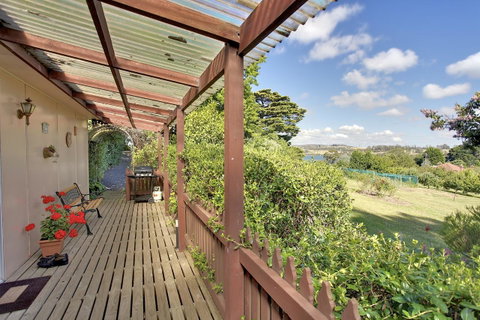 Tamar River Retreat - Tourism Gold Coast 5