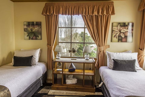 Touchwood Cottages - Tourism Gold Coast 34