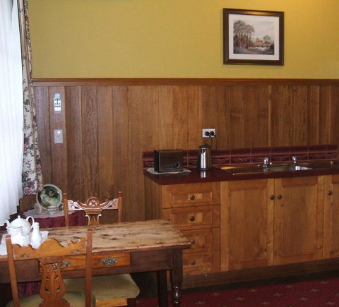 Touchwood Cottages - Tourism Gold Coast 23