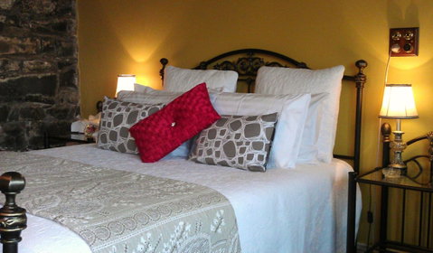 Touchwood Cottages - Tourism Gold Coast 28
