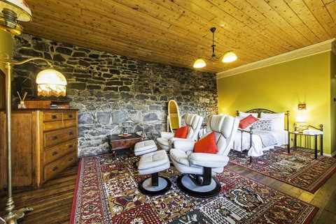 Touchwood Cottages - Tourism Gold Coast 38