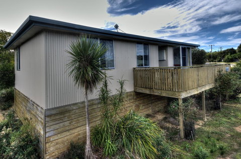 Ar Lan Y Mor - Tourism Gold Coast 8