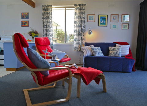 Ar Lan Y Mor - Tourism Gold Coast 4