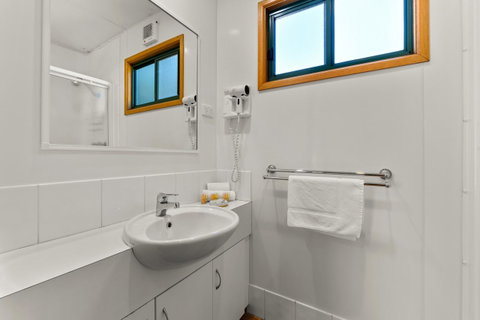 Bright Riverside Holiday Park - Tourism Gold Coast 20