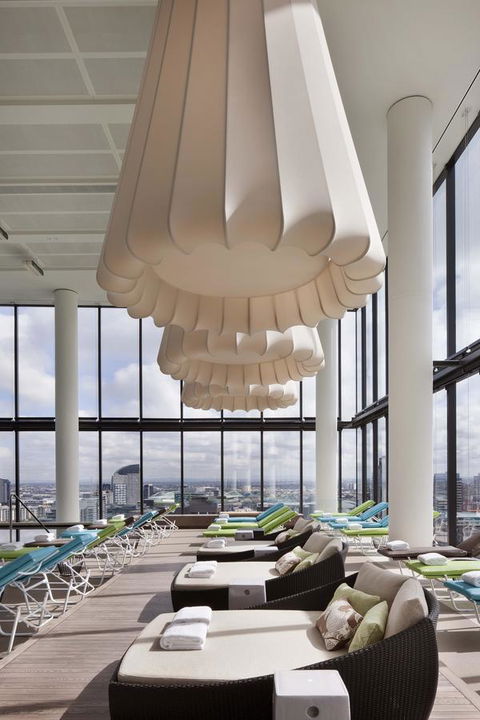 Crown Metropol Melbourne - Tourism Gold Coast 15