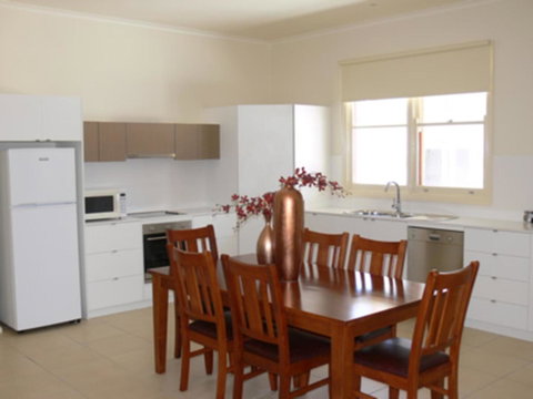 The Victoria Apartments - Tourism Gold Coast 21