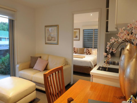 The Victoria Apartments - Tourism Gold Coast 20