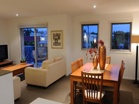 The Victoria Apartments - Tourism Gold Coast 37