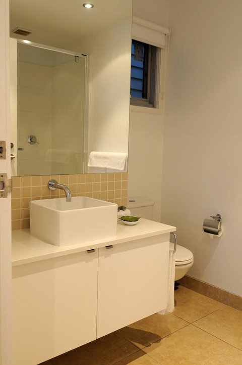The Victoria Apartments - Tourism Gold Coast 4