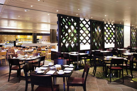Crown Promenade Melbourne - Tourism Gold Coast 26
