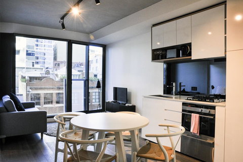 Mono Apartments On La Trobe Street - Gold Coast 0