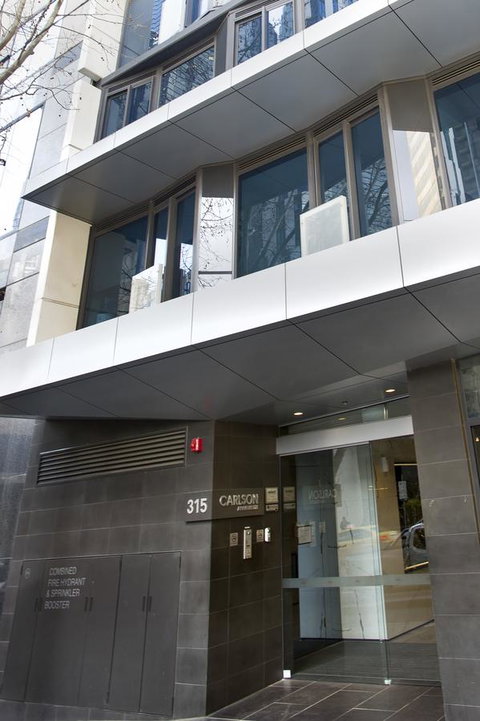 Mono Apartments On La Trobe Street - Gold Coast 13