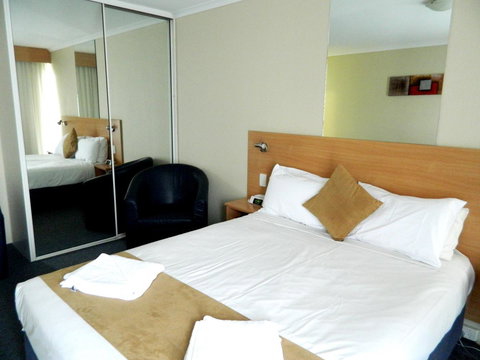 Ciloms Airport Lodge - Tourism Gold Coast 25