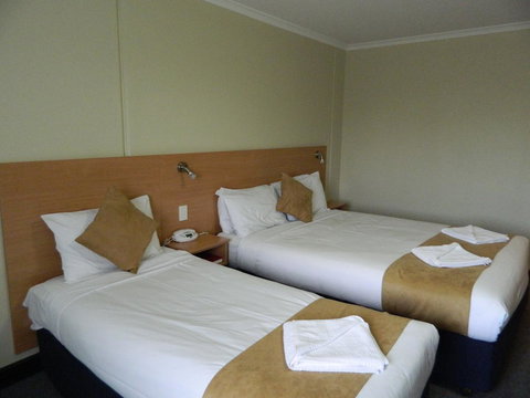 Ciloms Airport Lodge - Tourism Gold Coast 22