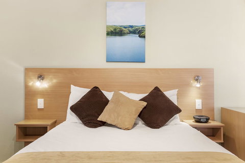 Ciloms Airport Lodge - Tourism Gold Coast 43