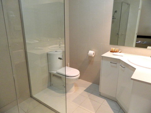 Ciloms Airport Lodge - Tourism Gold Coast 32