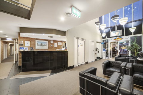 Ciloms Airport Lodge - Tourism Gold Coast 15