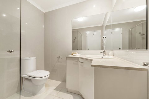 Ciloms Airport Lodge - Tourism Gold Coast 11