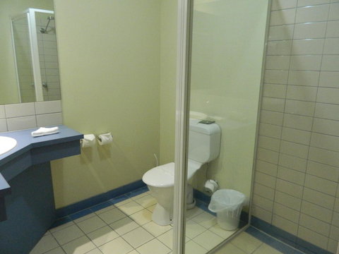 Ciloms Airport Lodge - Tourism Gold Coast 41