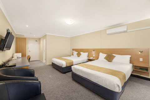 Ciloms Airport Lodge - Tourism Gold Coast 35