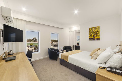 Ciloms Airport Lodge - Tourism Gold Coast 29