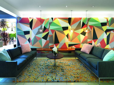 The Parkmore Hotel - Tourism Gold Coast 7