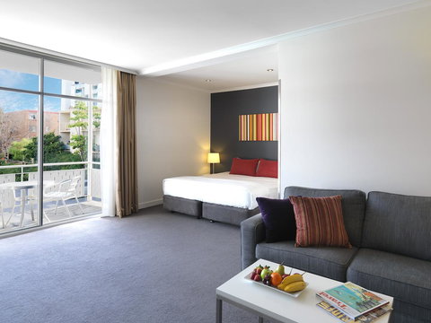 The Parkmore Hotel - Tourism Gold Coast 16