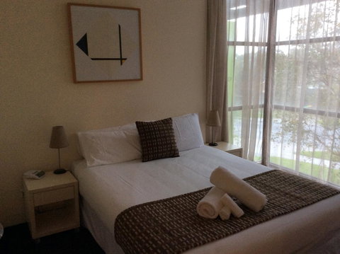 Phillip Island Apartments - Gold Coast 24