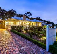 Lovely 5BR full house in Glen Waverley walk to train bus  shops - Gold Coast