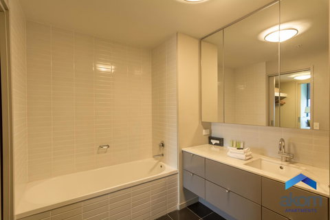 AKOM AT Docklands - Tourism Gold Coast 30