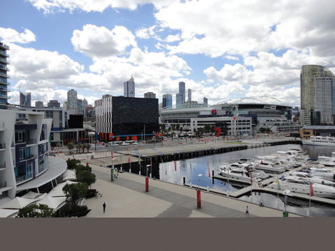 AKOM AT Docklands - Tourism Gold Coast 42