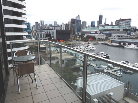 AKOM AT Docklands - Tourism Gold Coast 38