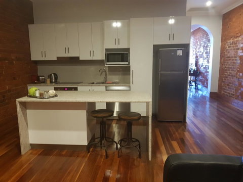Sublime Spa Apartments - Tourism Gold Coast 11