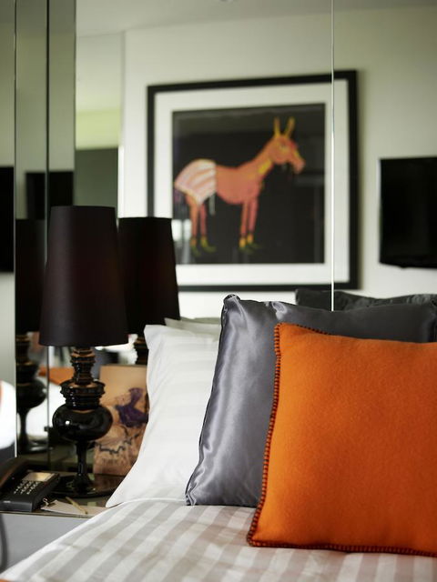 The Cullen Melbourne - Art Series - Tourism Gold Coast 8