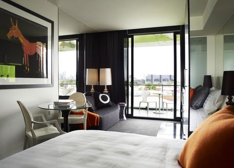The Cullen Melbourne - Art Series - Tourism Gold Coast 27