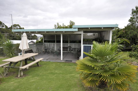 Ballymena Holiday Units - Tourism Gold Coast 1