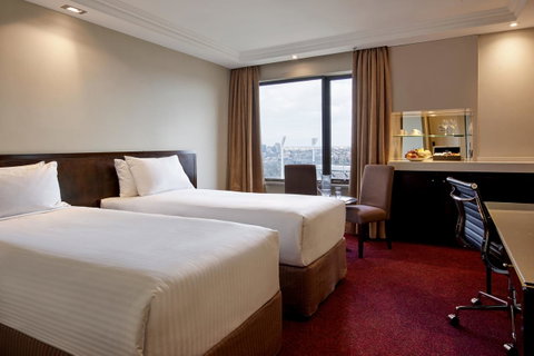 Pullman Melbourne On The Park - Tourism Gold Coast 3
