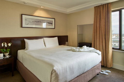 Pullman Melbourne On The Park - Tourism Gold Coast 10