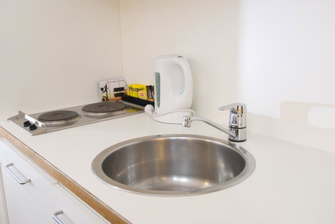 Metro Apartments On Bank Place - Tourism Gold Coast 10