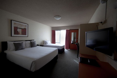 City Reach Motel - Tourism Gold Coast 4