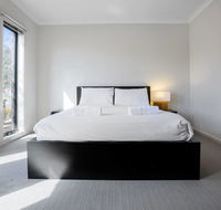 Point Cook Home with a Lovely View in Salt Water - Tourism Gold Coast
